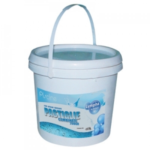 CLORO MULTIFUNZIONE IN PASTIGLIE PER PISCINE
